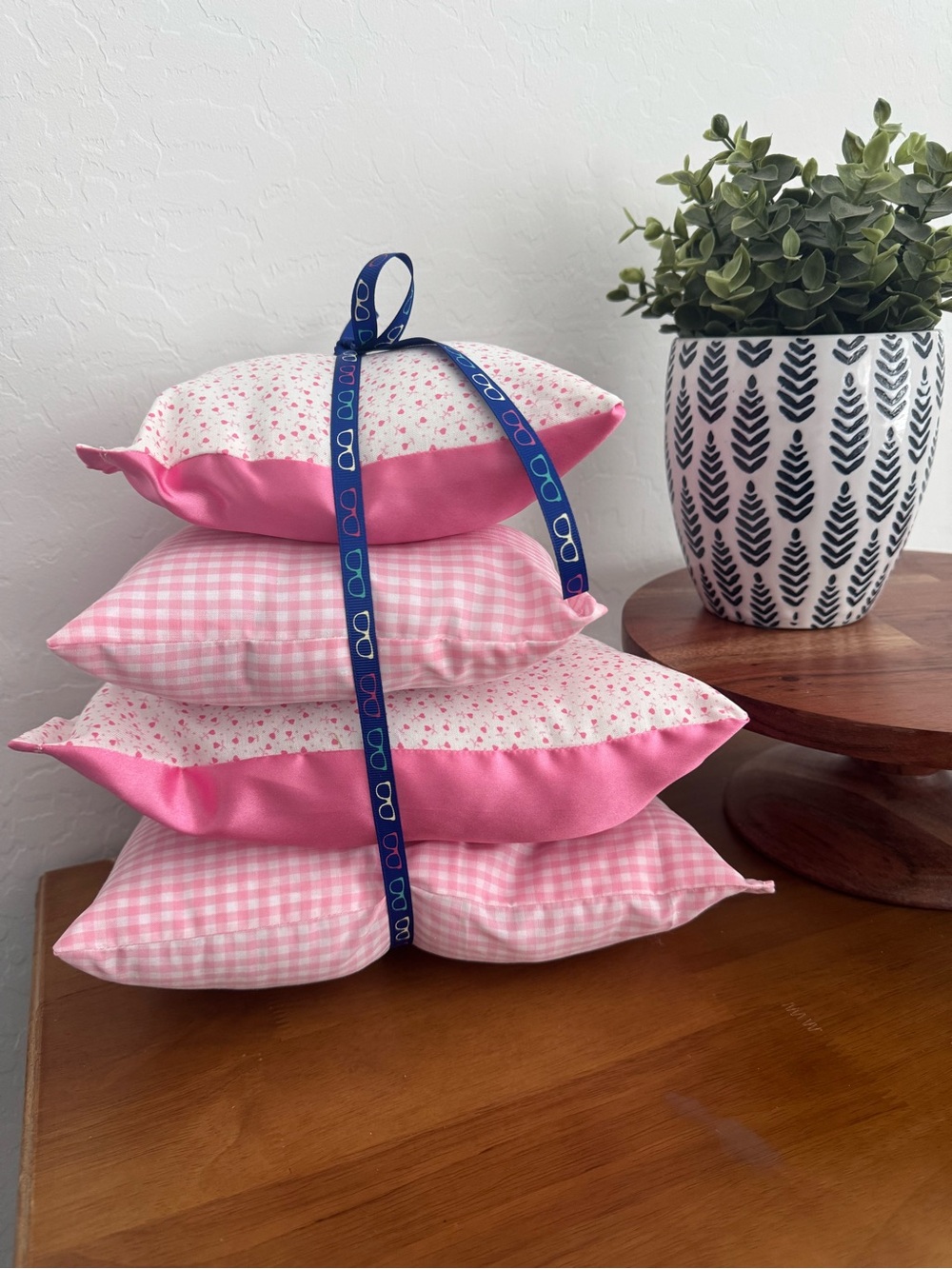 Pink Purse/Bag Pillows Set of 4 - Assorted Sizes